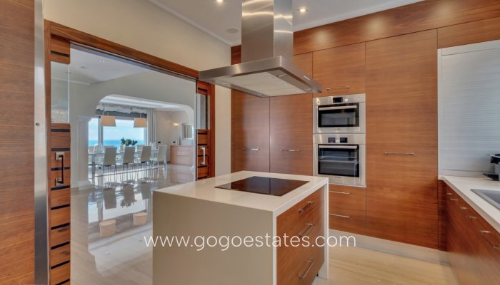 Te koop - Huis - Vrijstaande Villa - Benissa - Benissa Centro