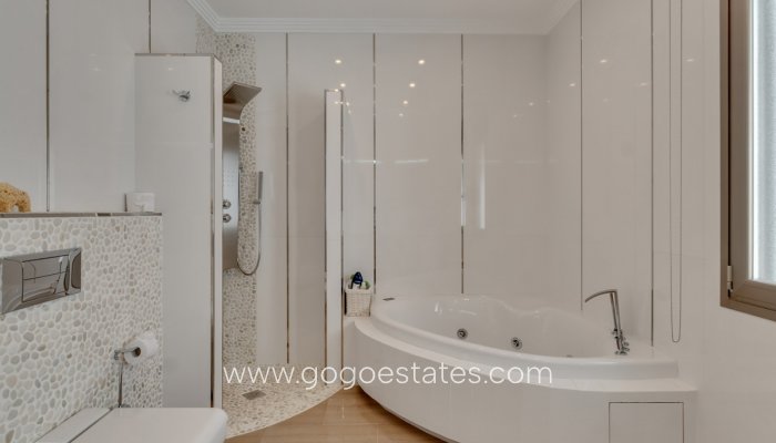 Te koop - Huis - Vrijstaande Villa - Benissa - Benissa Centro