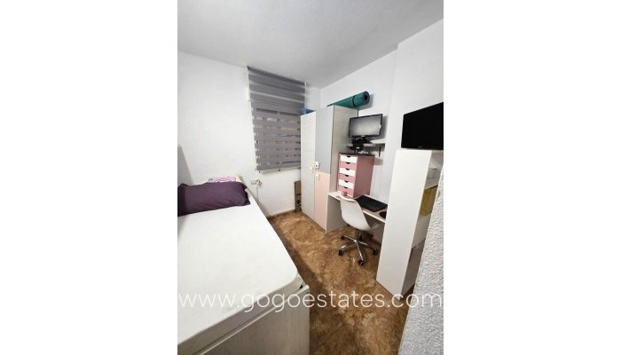 Te koop - Appartement - Appartement op de middelste verdieping - Torrevieja - Torrevieja Centro