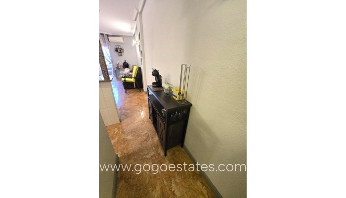 Te koop - Appartement - Appartement op de middelste verdieping - Torrevieja - Torrevieja Centro