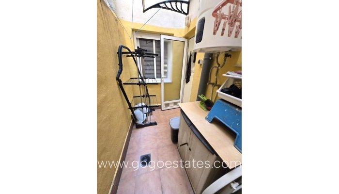 Te koop - Appartement - Appartement op de middelste verdieping - Torrevieja - Torrevieja Centro