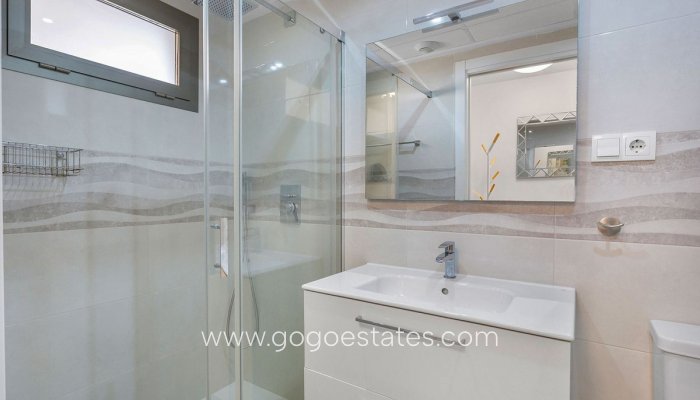 Te koop - Appartement - Appartement op de middelste verdieping - Orihuela - Villamartin