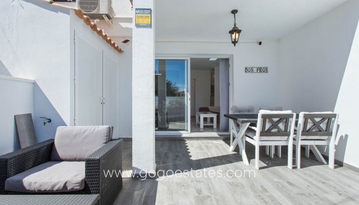 Te koop - Huis - Halfvrijstaande woning - Torrevieja - Lago jardin