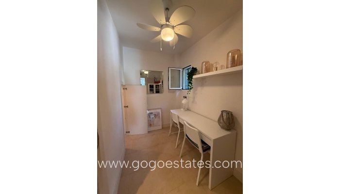 Te koop - Huis - Bungalow - Orihuela - Cabo Roig