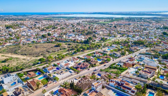 Te koop - Huis - Vrijstaande Villa - Rojales - Ciudad Quesada