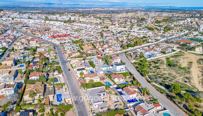 Te koop - Huis - Vrijstaande Villa - Rojales - Ciudad Quesada