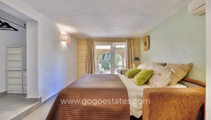 Te koop - Huis - Vrijstaande Villa - Teulada - Moraira