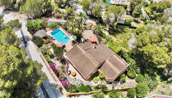 Te koop - Huis - Vrijstaande Villa - Teulada - Moraira