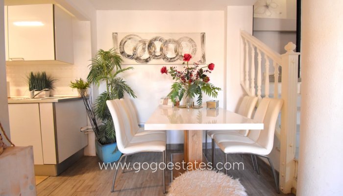 Te koop - Huis - Vrijstaande Villa - Orihuela - Playa Flamenca