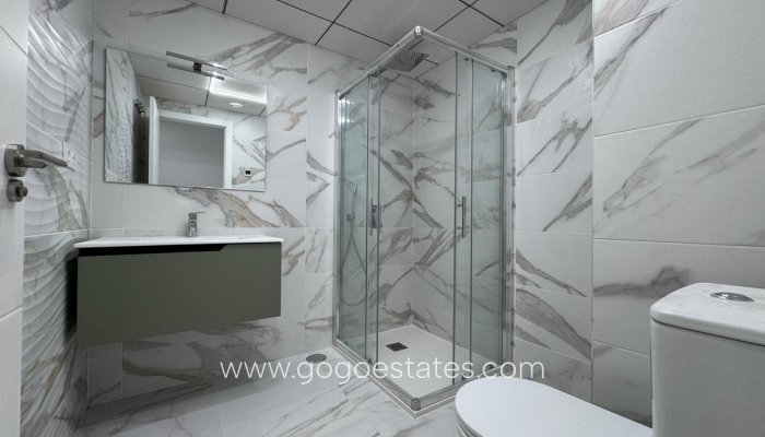 Te koop - Appartement - Appartement op de middelste verdieping - Torrevieja - Torrevieja Centro