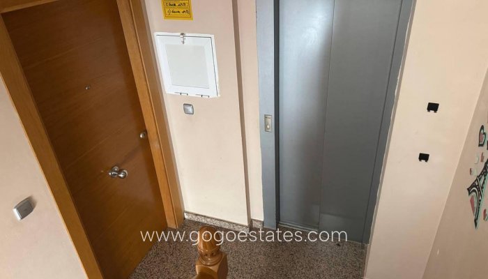 Revente - Appartement - Appartement au rez-de-chaussée - Torrevieja - Torrevieja Centro