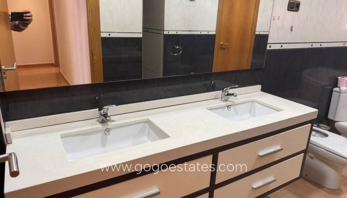 Revente - Appartement - Appartement au rez-de-chaussée - Torrevieja - Torrevieja Centro