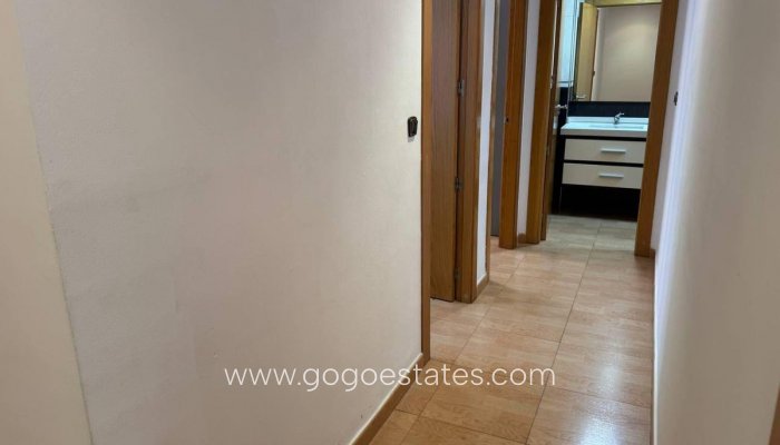 Revente - Appartement - Appartement au rez-de-chaussée - Torrevieja - Torrevieja Centro