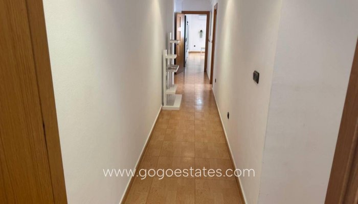 Revente - Appartement - Appartement au rez-de-chaussée - Torrevieja - Torrevieja Centro