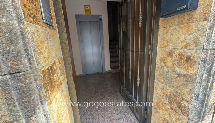 Revente - Appartement - Appartement au rez-de-chaussée - Torrevieja - Torrevieja Centro