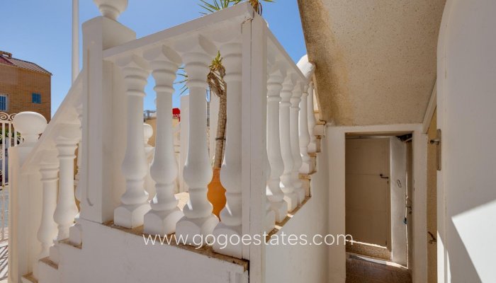 Resale - House - Bungalow - Torrevieja - Torrevieja Centro