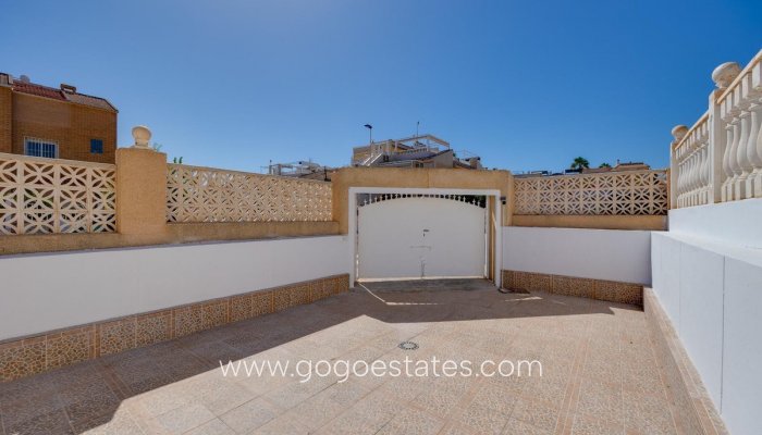 Resale - House - Bungalow - Torrevieja - Torrevieja Centro