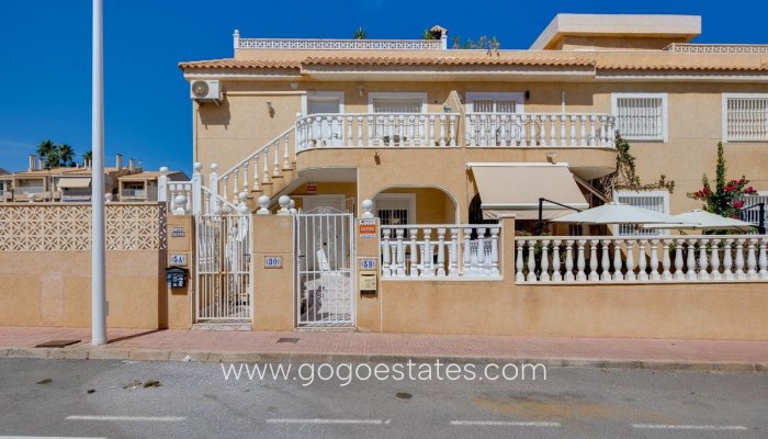 Resale - House - Bungalow - Torrevieja - Torrevieja Centro