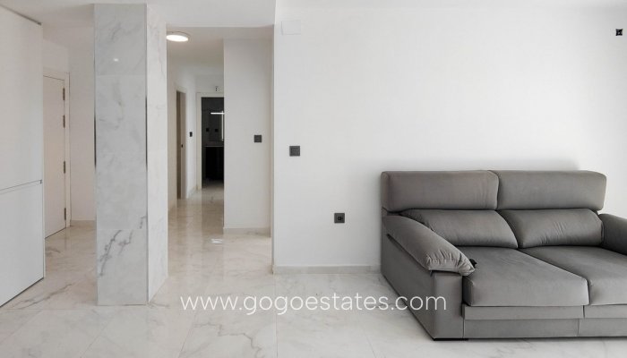 Te koop - Appartement - Appartement op de middelste verdieping - Orihuela - Punta Prima