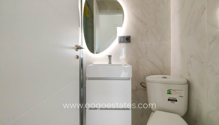 Te koop - Appartement - Appartement op de middelste verdieping - Orihuela - Punta Prima