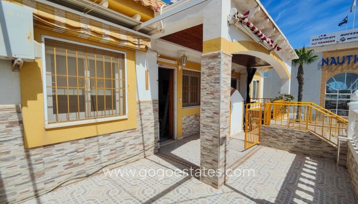 Te koop - Appartement - Appartement op de bovenste verdieping - Torrevieja - El Acequión - Los Náufragos