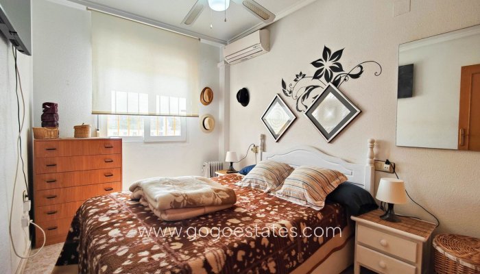 Te koop - Appartement - Appartement op de bovenste verdieping - Torrevieja - El Acequión - Los Náufragos