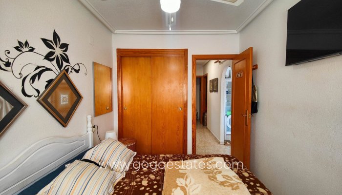 Te koop - Appartement - Appartement op de bovenste verdieping - Torrevieja - El Acequión - Los Náufragos