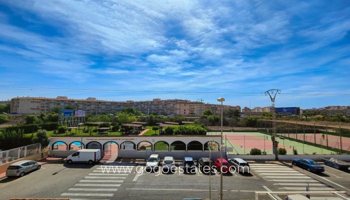 Te koop - Appartement - Appartement op de bovenste verdieping - Torrevieja - El Acequión - Los Náufragos