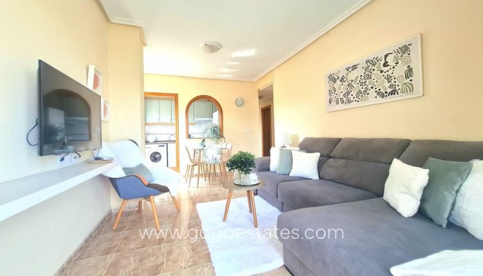 Te koop - Appartement - Appartement op de middelste verdieping - Torrevieja - Torrevieja Centro