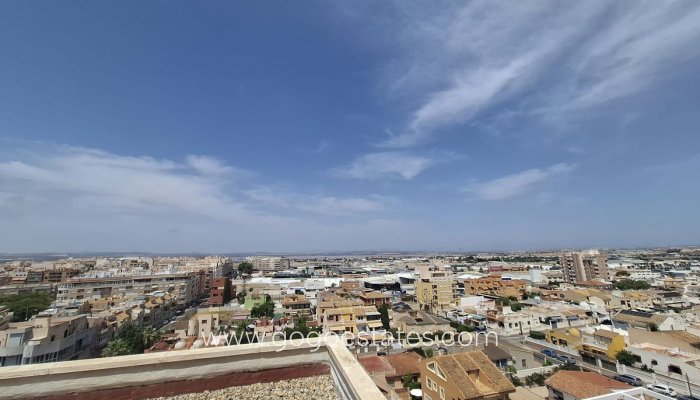 Te koop - Appartement - Appartement op de middelste verdieping - Torrevieja - Torrevieja Centro