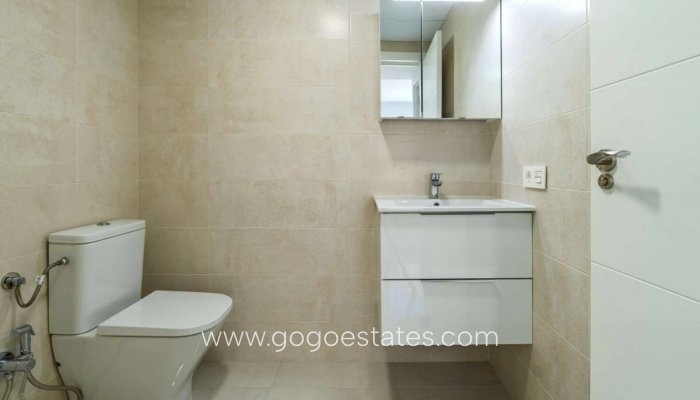 Te koop - Huis - Bungalow - Torrevieja - Torrevieja Centro