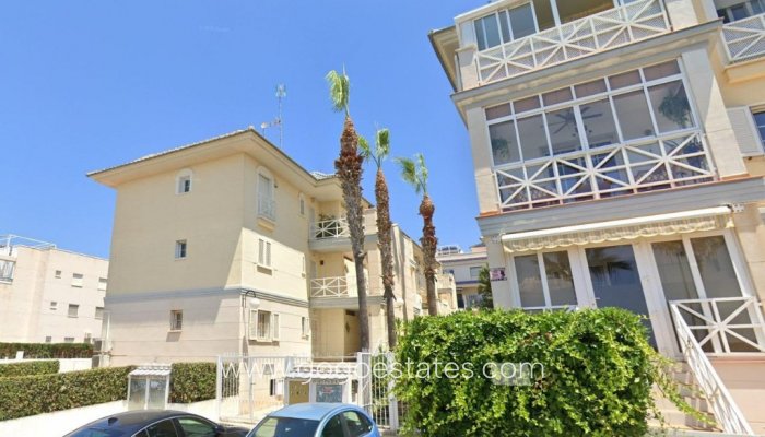 Te koop - Appartement - Appartement op de middelste verdieping - Torrevieja - La veleta