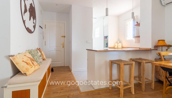 Te koop - Appartement - Appartement op de middelste verdieping - Torrevieja - La veleta