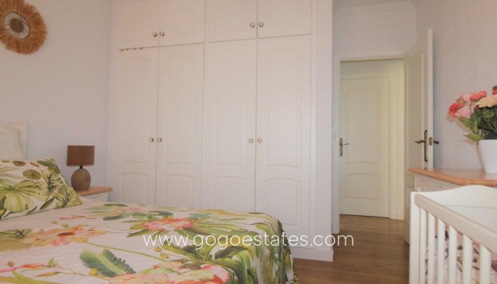 Te koop - Appartement - Appartement op de middelste verdieping - Torrevieja - La veleta