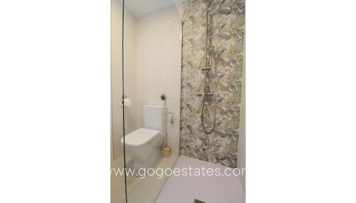 Te koop - Appartement - Appartement op de middelste verdieping - Torrevieja - La veleta