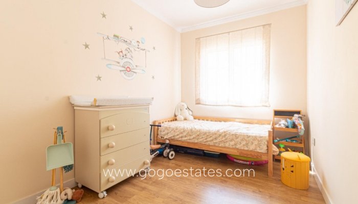 Te koop - Appartement - Appartement op de middelste verdieping - Torrevieja - La veleta