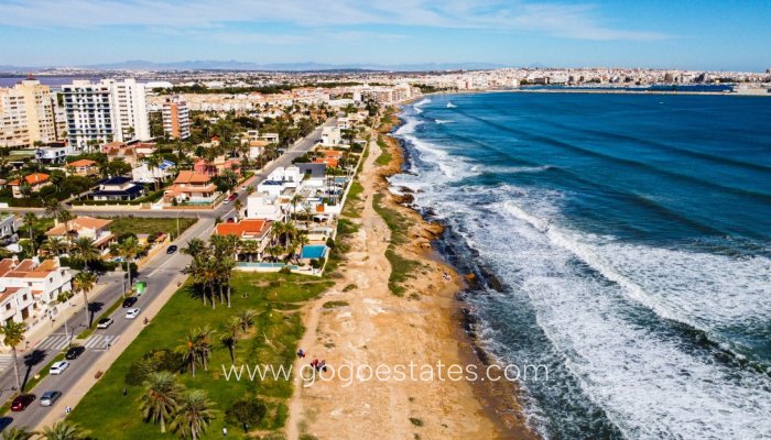 Te koop - Appartement - Appartement op de middelste verdieping - Torrevieja - La veleta