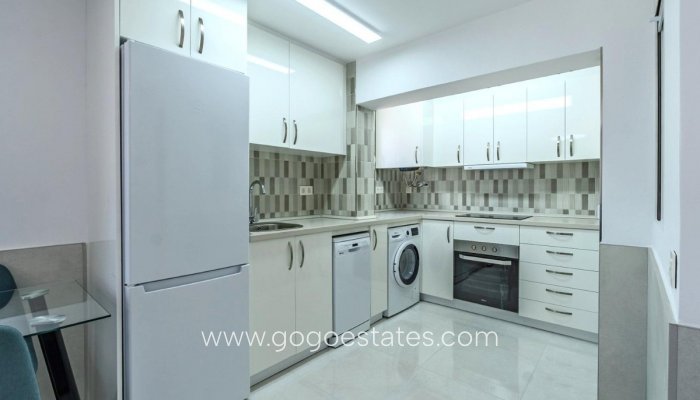 Te koop - Huis - Bungalow - Torrevieja - Torrevieja Centro