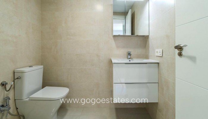 Te koop - Huis - Bungalow - Torrevieja - Torrevieja Centro