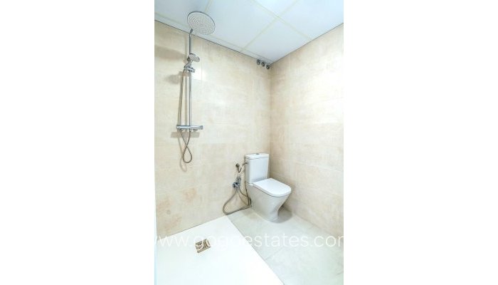 Te koop - Huis - Bungalow - Torrevieja - Torrevieja Centro