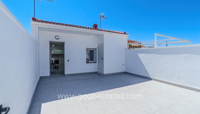 Te koop - Huis - Bungalow - Torrevieja - Torrevieja Centro