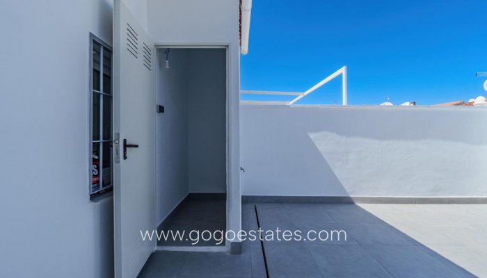 Te koop - Huis - Bungalow - Torrevieja - Torrevieja Centro
