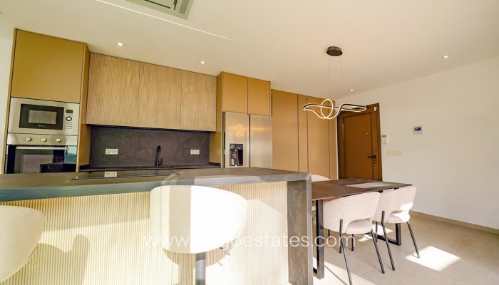 Te koop - Huis - Vrijstaande Villa - Almoradi - Almoradi Centro