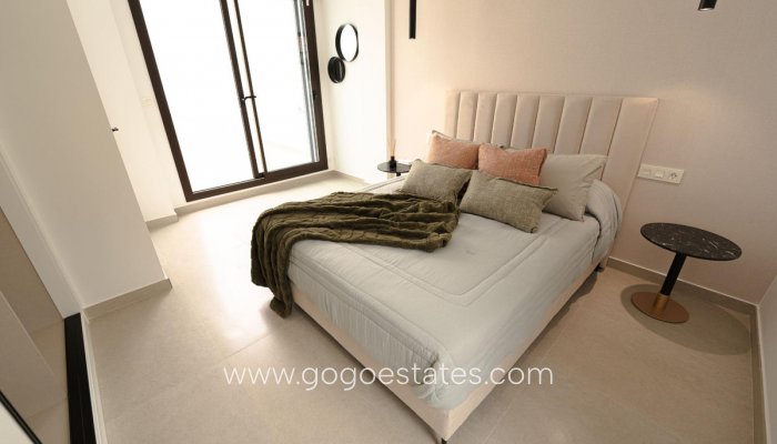 Te koop - Huis - Vrijstaande Villa - Almoradi - Almoradi Centro