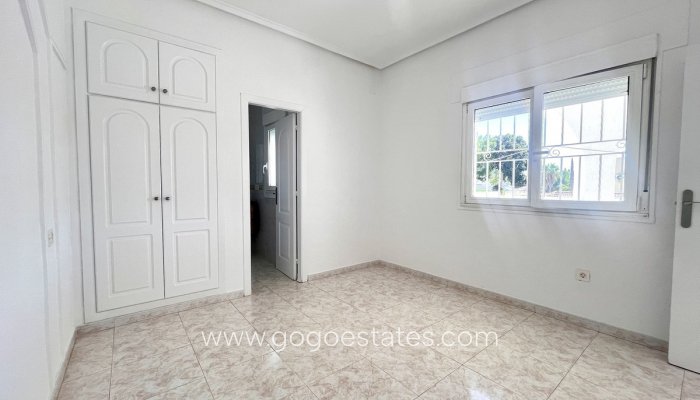 Te koop - Huis - Vrijstaande Villa - Rojales - Rojales Centro