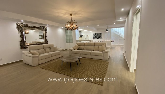 Te koop - Huis - Vrijstaande Villa - Orihuela - Dehesa de Campoamor