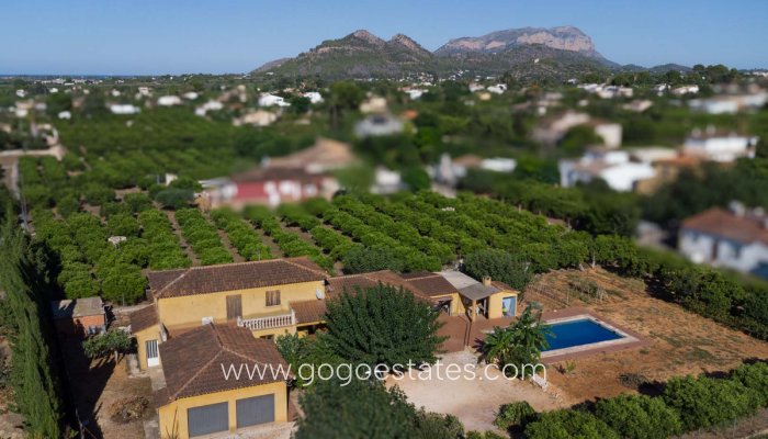 Te koop - Huis - Vrijstaande Villa - Pedreguer - Pedreguer Centro