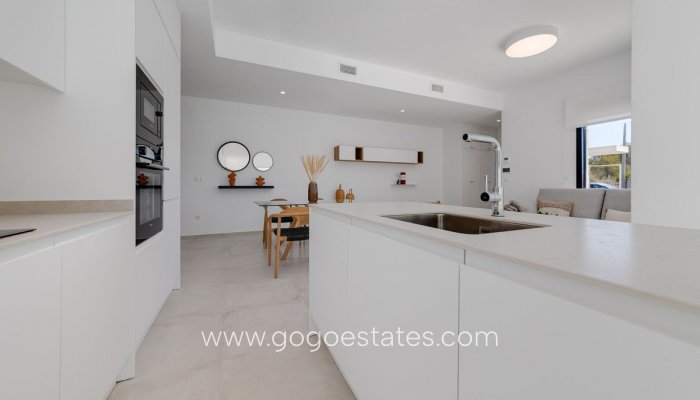 Resale - House - Detached Villa - Finestrat