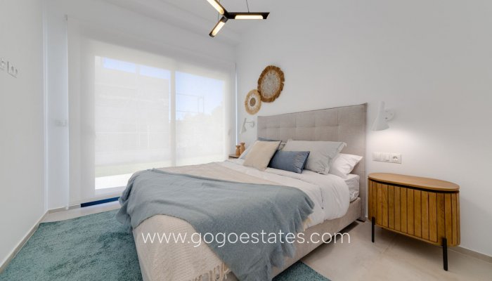 Resale - House - Detached Villa - Finestrat