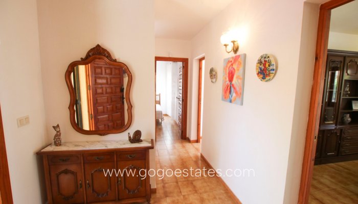 Te koop - Huis - Vrijstaande Villa - Calpe - Calpe Centro
